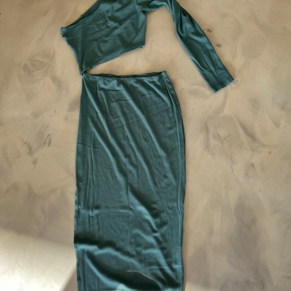 Green One Shoulder Long Sleeve Cutout Slit Dress Going Out Sexy Sz M - Picture 1 of 5